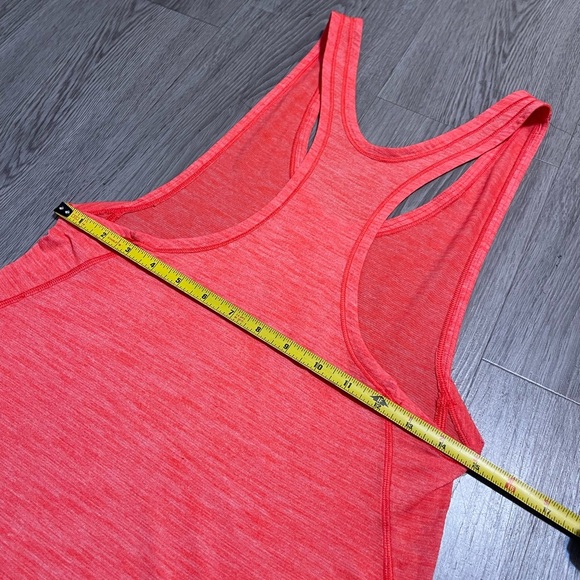 Lululemon swiftly tech tank - Picture 4 of 5